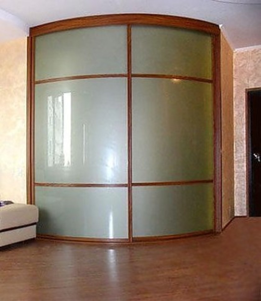 Встроенный шкаф купе радиусный в классическом стиле Симферополь